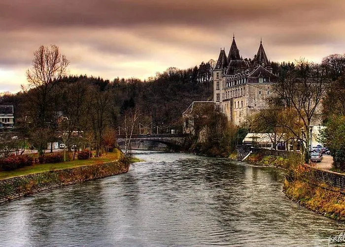 Li Stole Guest house